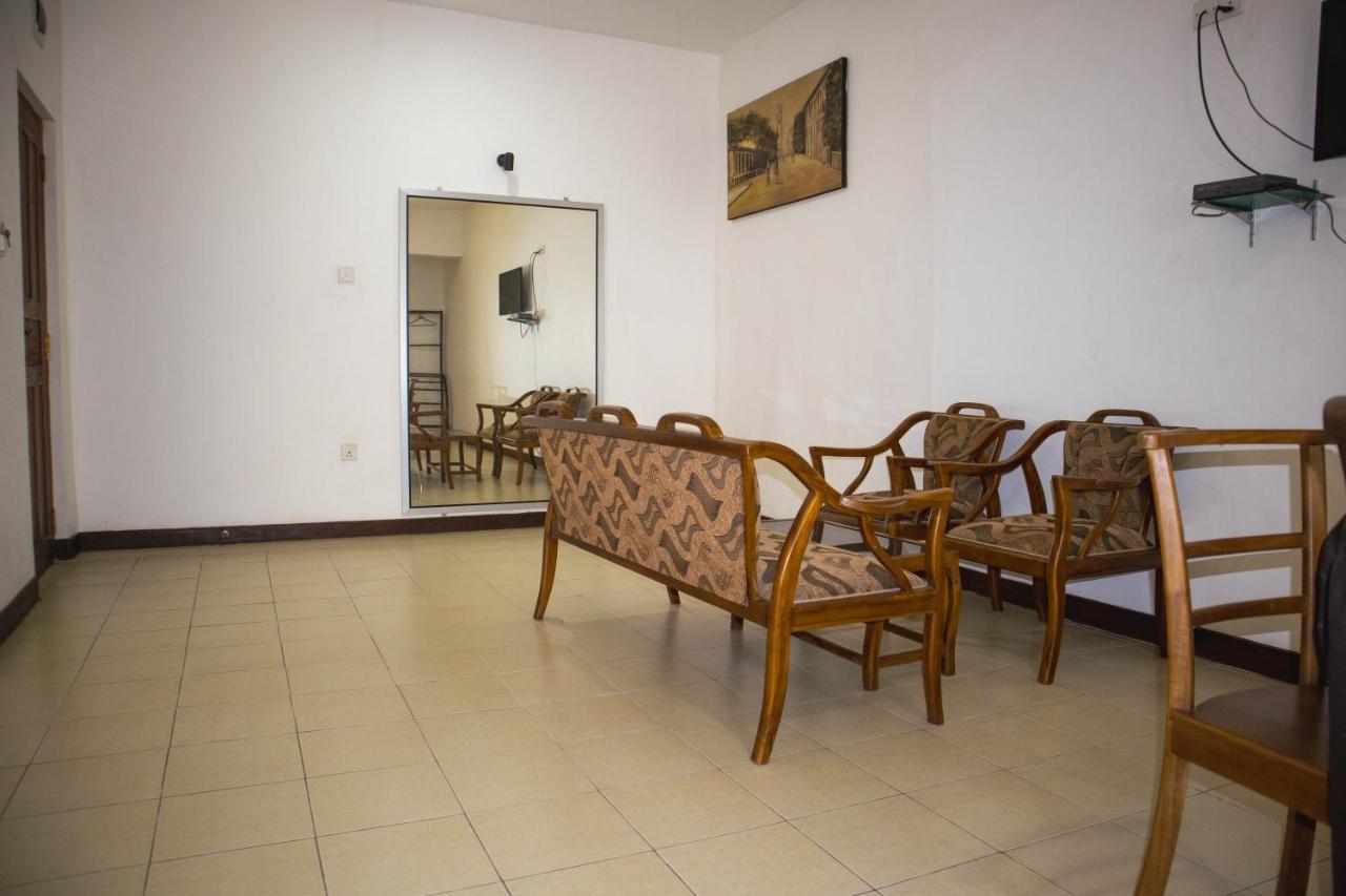 Chamaya Holiday Inn Balangoda Bagian luar foto
